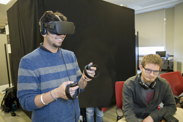 Virtual Reality Glasses