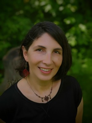 Dr. Cristina Alcalde