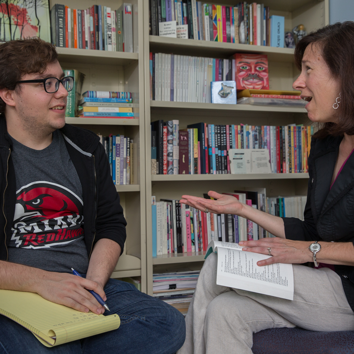 Faculty mentors student