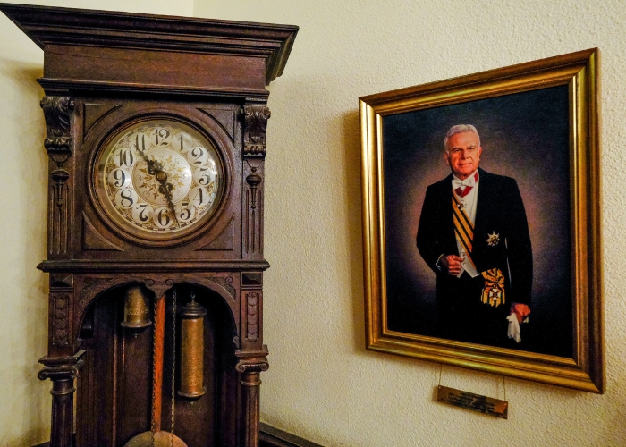 clock in the Chateau with John's