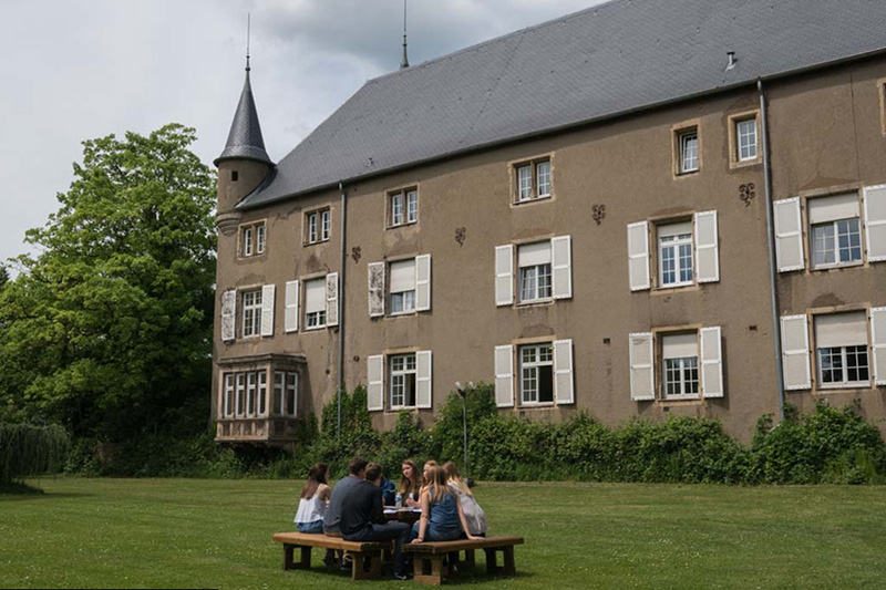 In 1997, MUDEC moves in the south of Luxembourg to the 15th century castle of Differdange.