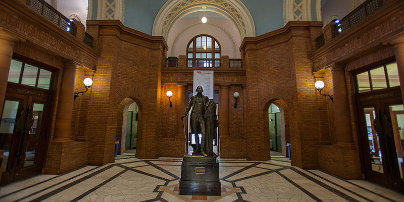 Interior of Alumni Hall, showing statue and rotunda