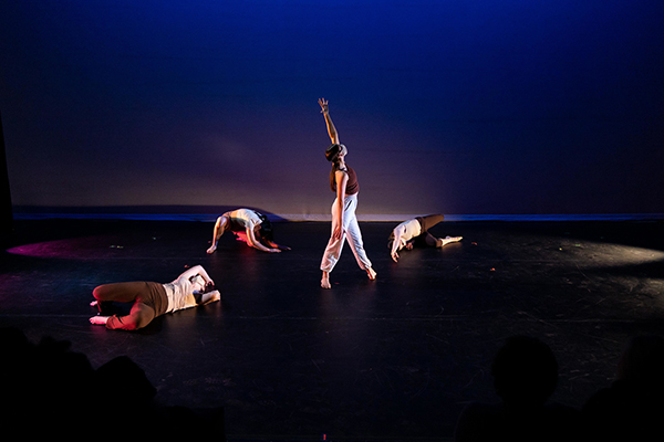 image of dancers dancing