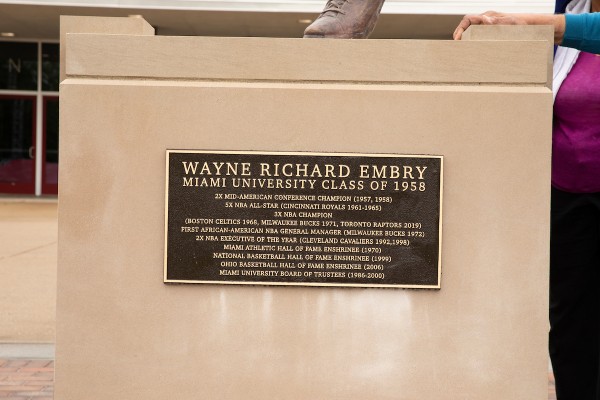 Plaque on Wayne Embry Statue