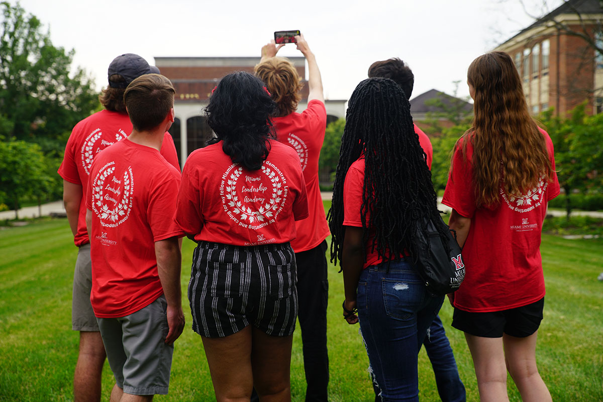 A group of residence hall leaders taking a group selfie