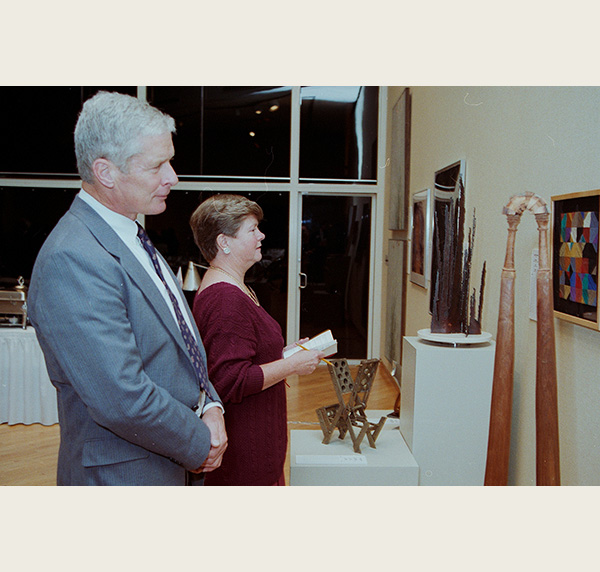 Richard and Carole Cocks view an exhibition in the art museum in 1992.