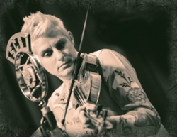 Ivy Sheppard playing the fiddle