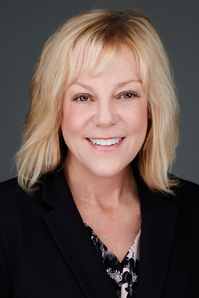 Holly Schultheis