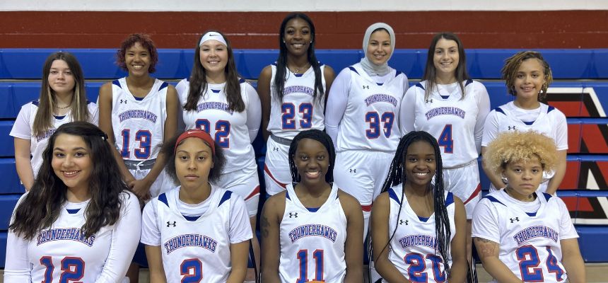 2023 Womens Basketball Team Photo