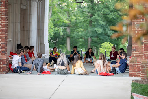 2019 SOUL Natalie Perez leads her small group under the Upham Arch.  